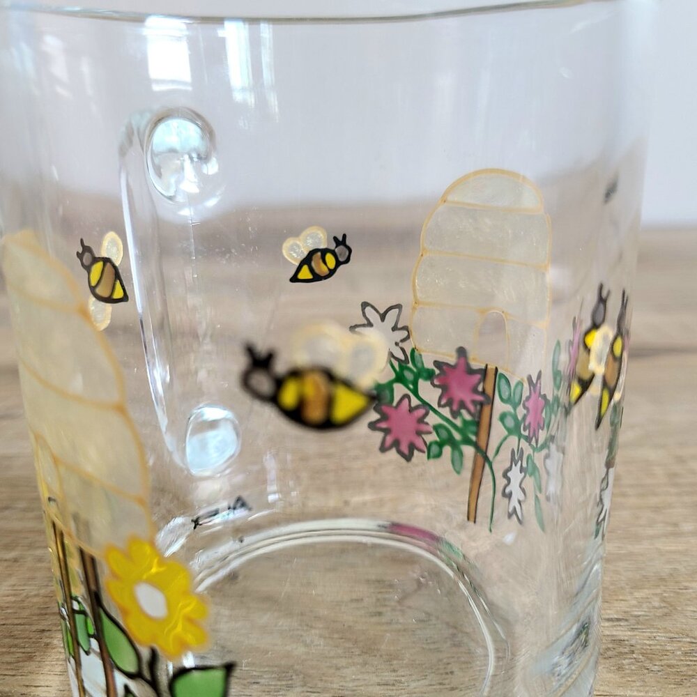 Made in France glass mug with bees design. - Picture 8 of 13